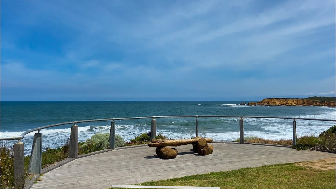 [4K WALKING TOUR] Torquay Foreshore - Great Ocean Road