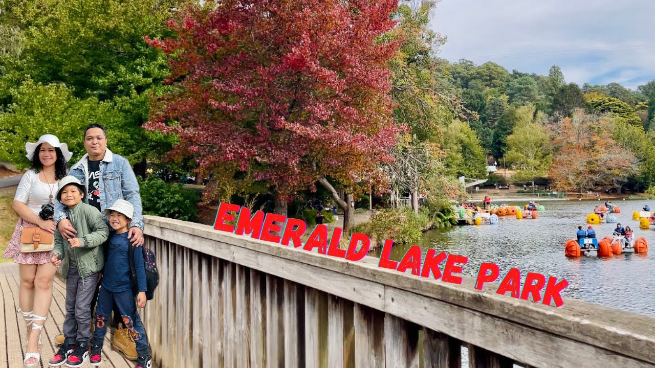 EMERALD LAKE PARK | LAKESIDE PADDLE BOAT | OUR FAMILY HOLIDAY | AUTUMN 2022 | DAY 1