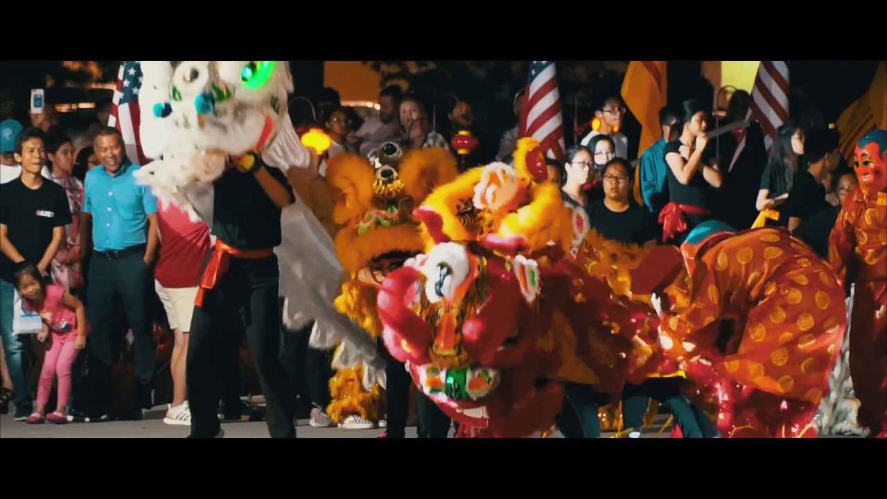 Vietnamese Lunar Moon Festival - Tết Trung Thu