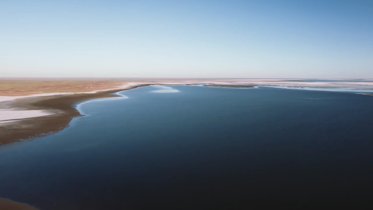 The Outback Lake - Kati-Thanda Lake Eyre in 4K