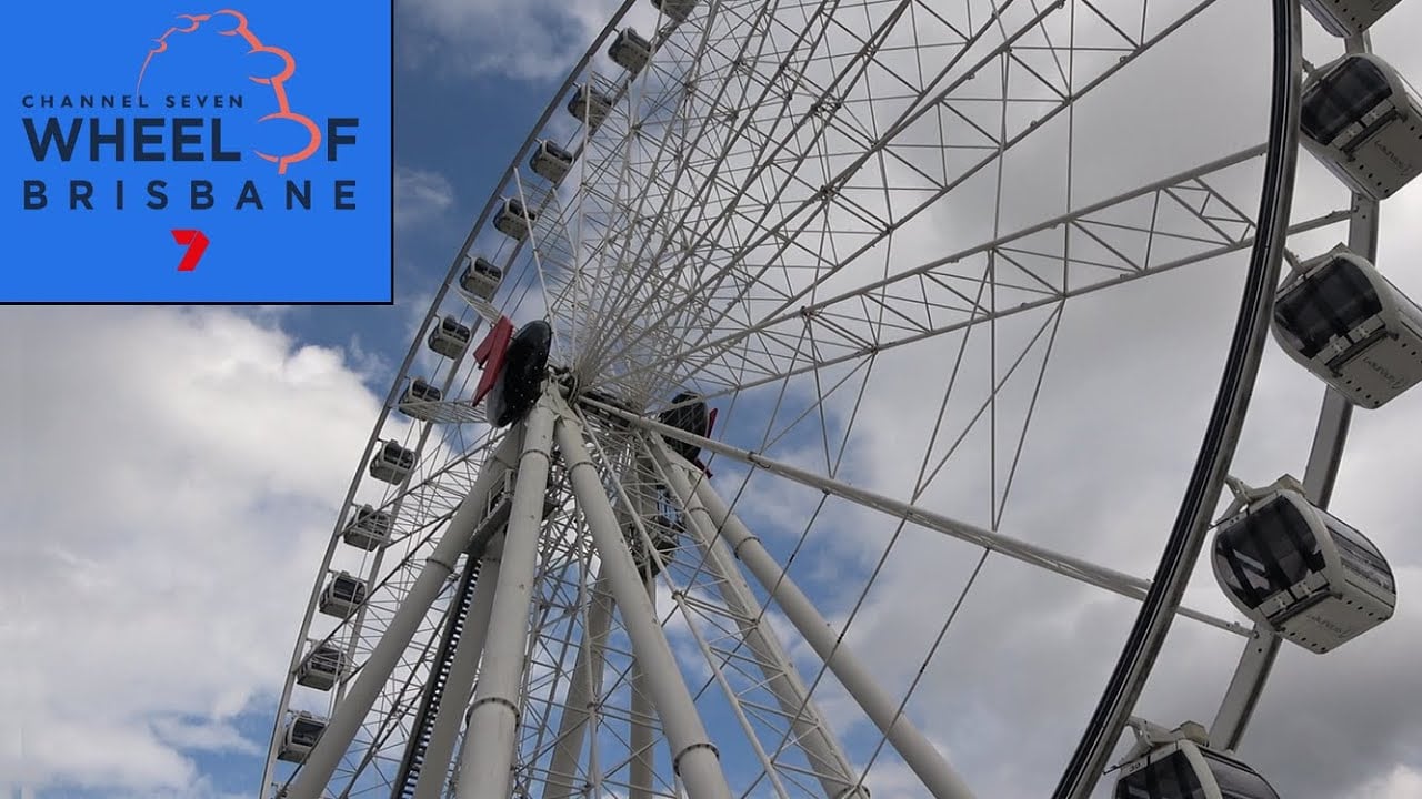 Riding the Brisbane Ferris Wheel - Southbank Brisbane Australia Attractions