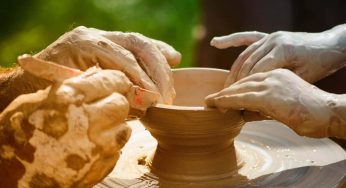 What to Expect at the Clay & Sip Pottery Lesson in Brisbane?
