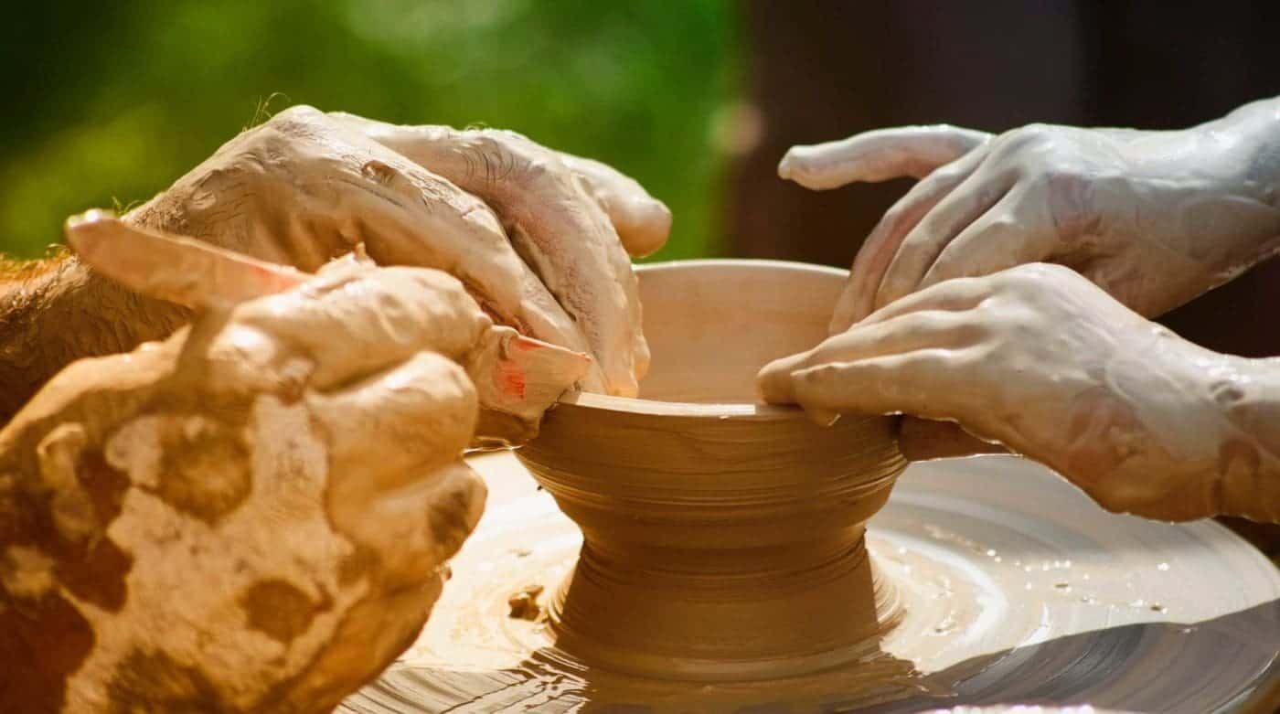 What to Expect at the Clay & Sip Pottery Lesson in Brisbane?