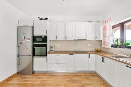 How to Choose Kitchen Cabinets?