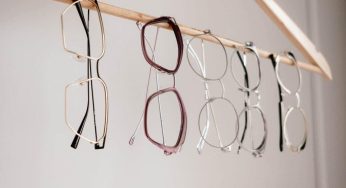 The Eyewear Elegance: How to Choose Eyeglass Frames?